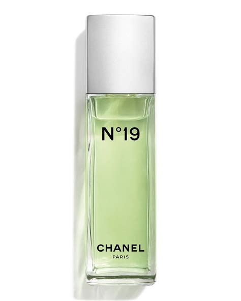 chanel no 19 eau de toilette douglas